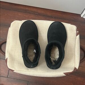 BearPaw Black Kids Slippers